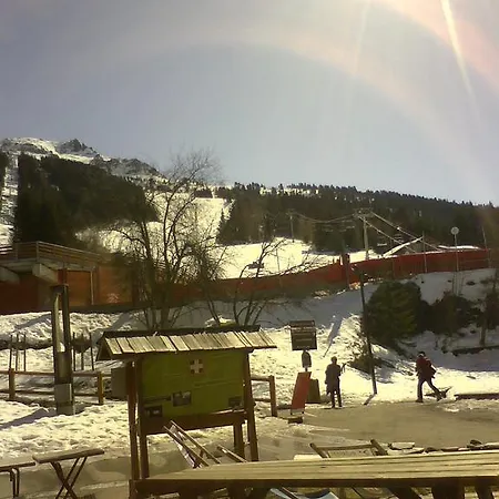 Lägenhet French Alpine Studio